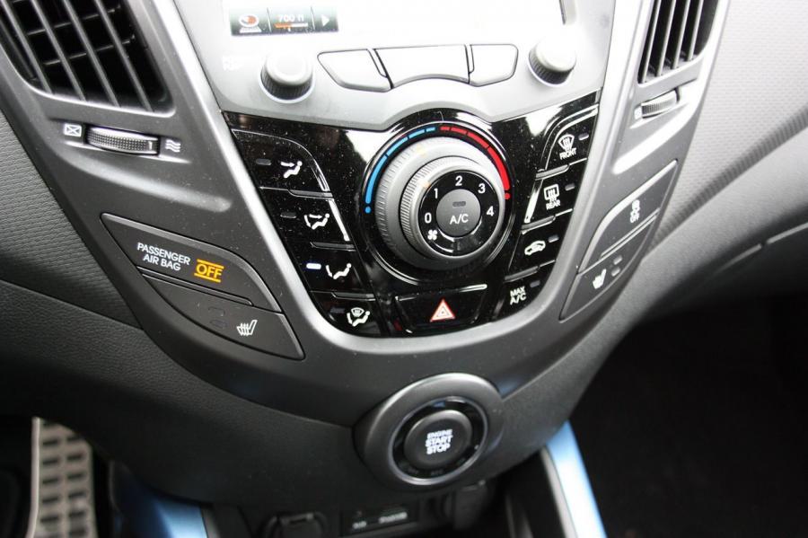  Hyundai Veloster Turbo 2012 года  (фото 136 из 244)